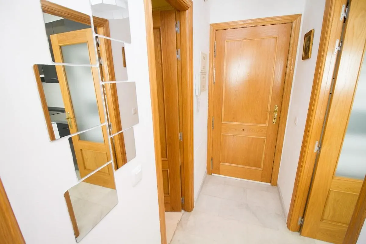 C71 - Cool 1 Bedroom Apartment Capuchinos Malaga 0*,  Hiszpania